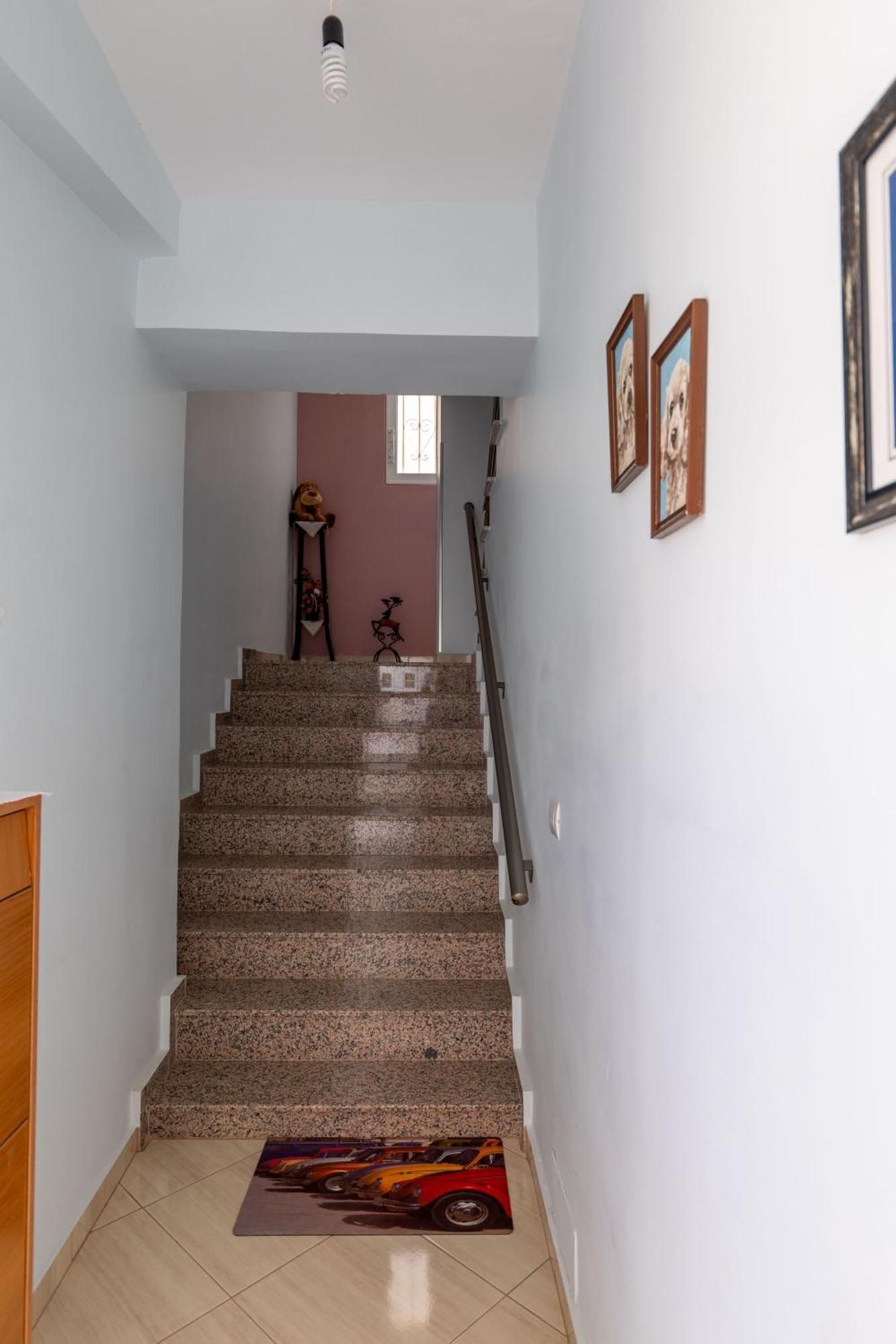 Apartment Leka *