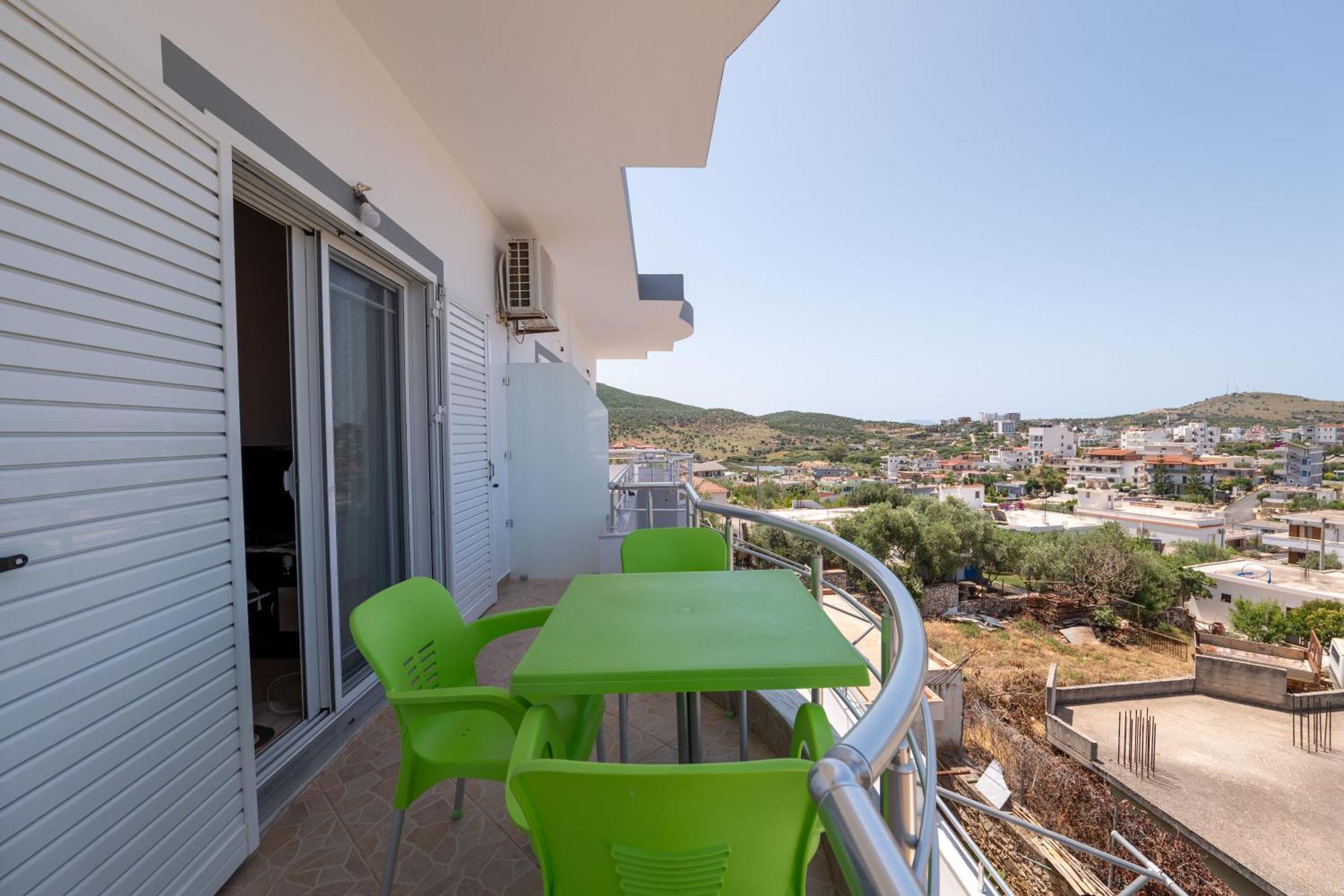 Leka Apartment